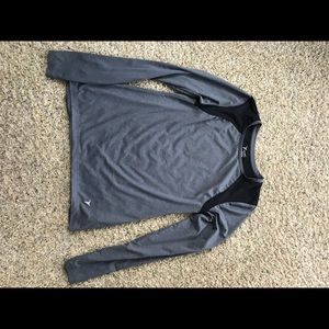 Old navy DRY FIT long sleeve workout tee. Size M.